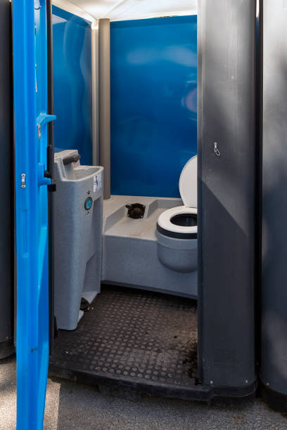 Best Portable bathroom rental  in Clermont, IN